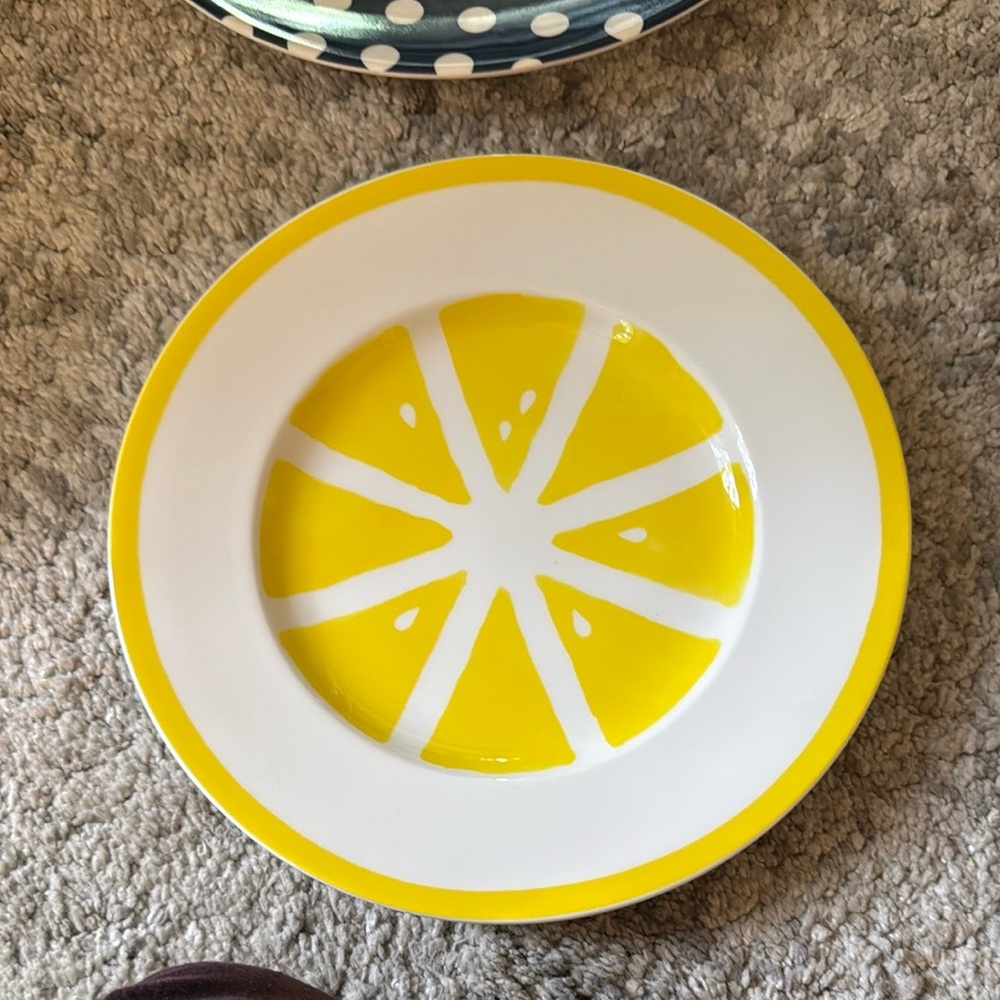 Set of 2 kate spade Yellow and White Citrus Dinner Plate